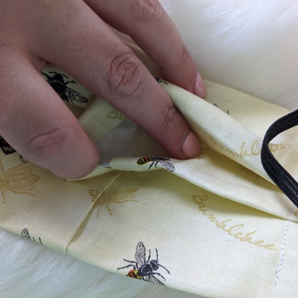 Two Face Masks - Bees - Picture 3 of 5